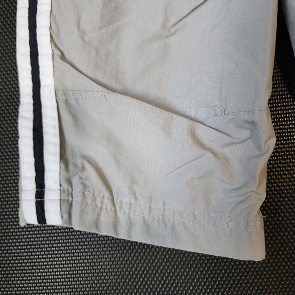 Children's place Grey athletic windbreaker track pants Size 6-9 mo - Picture 4 of 12